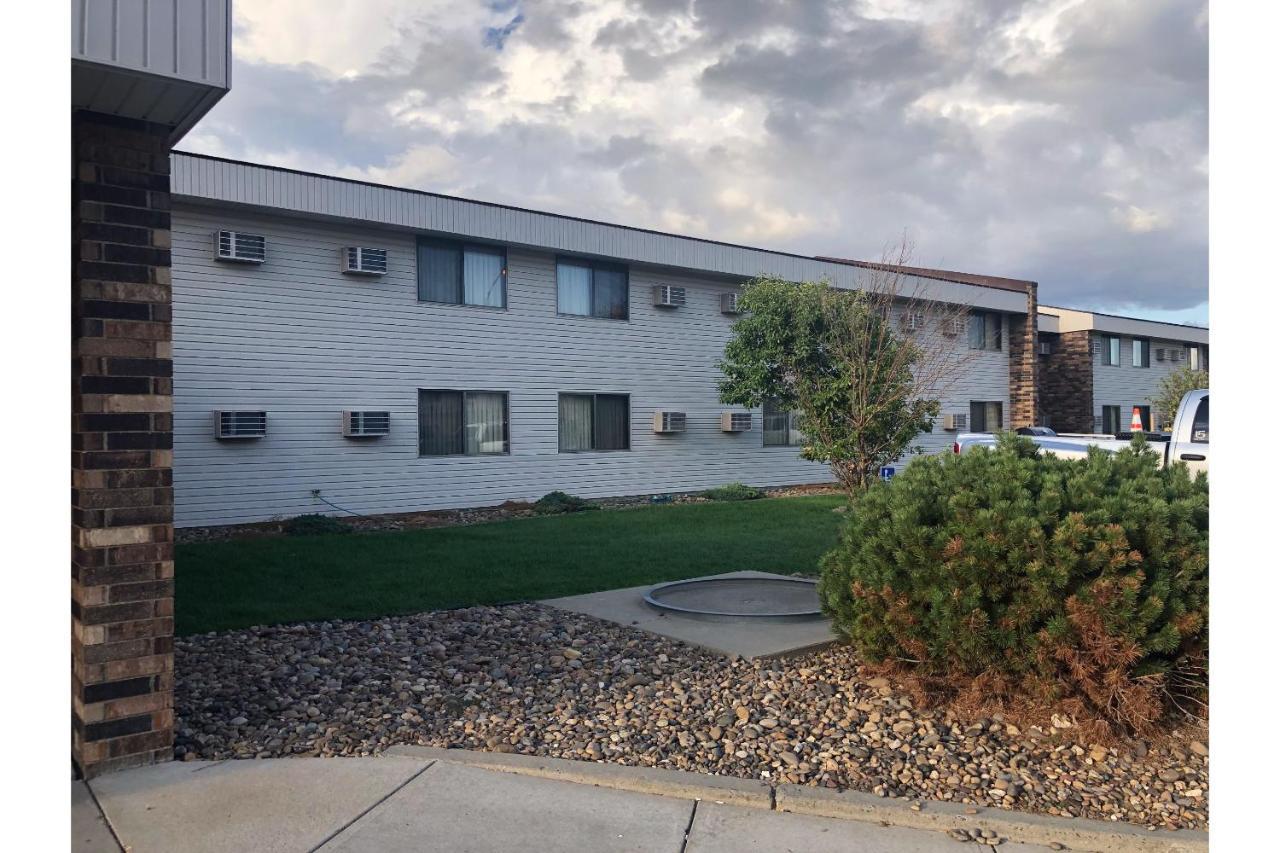 Oyo Hotel Glendive - Yellowstone River المظهر الخارجي الصورة
