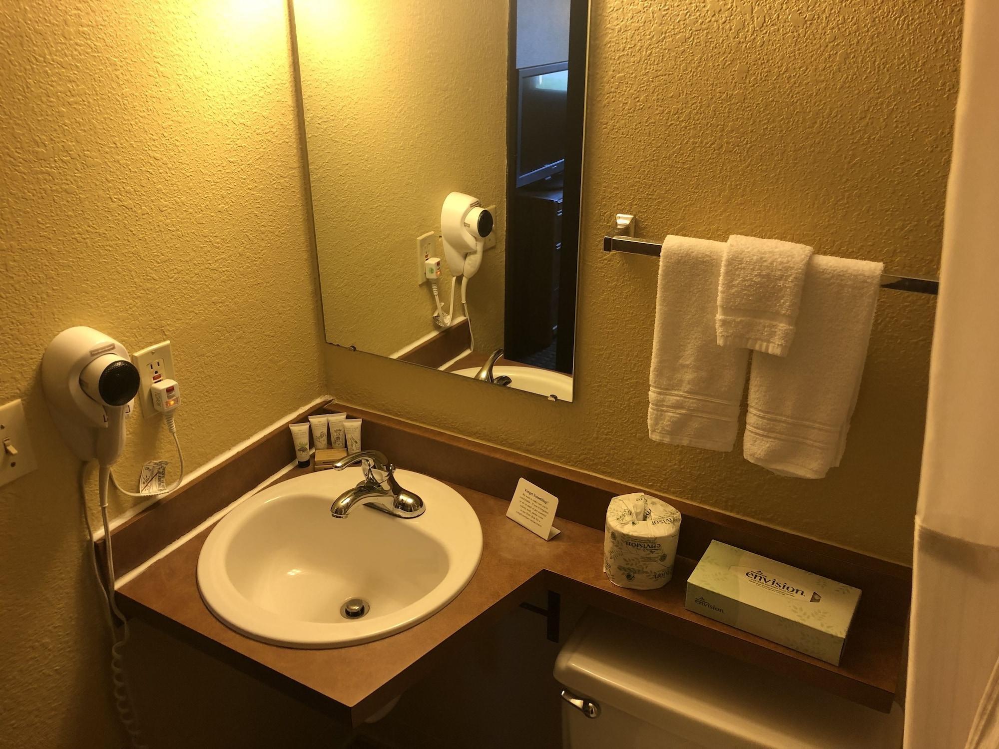 Oyo Hotel Glendive - Yellowstone River المظهر الخارجي الصورة