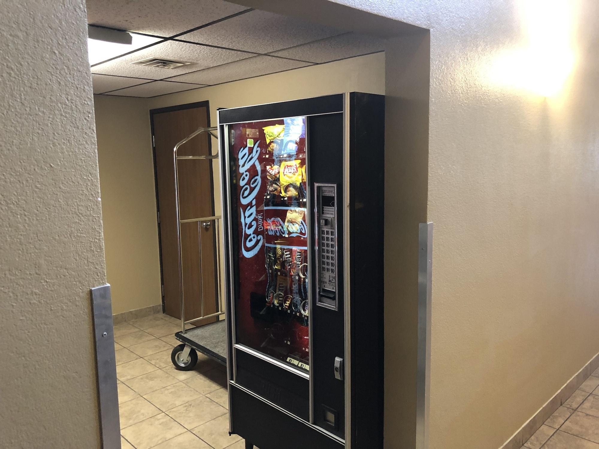 Oyo Hotel Glendive - Yellowstone River المظهر الخارجي الصورة