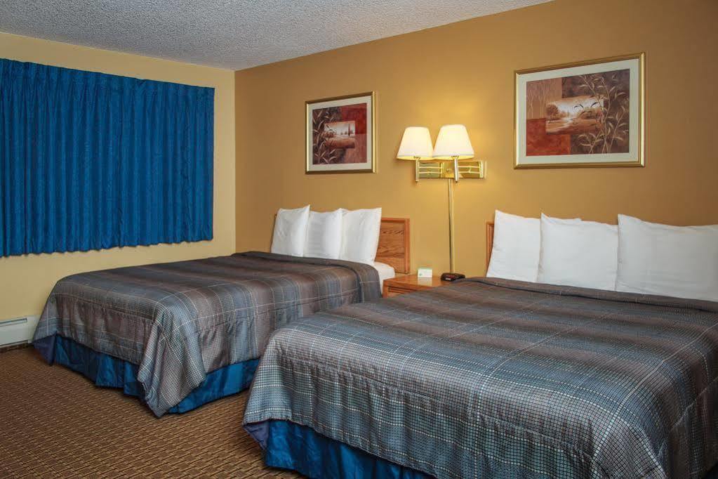Oyo Hotel Glendive - Yellowstone River المظهر الخارجي الصورة